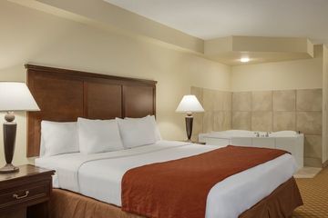 Country & By Radisson, Chester, Va 2* Chester